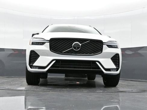 New 2026 Volvo XC60 B5 Plus w/ Protection Package Premier image 28