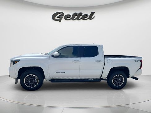 Certified 2025 Toyota Tacoma TRD Sport RWD image 8