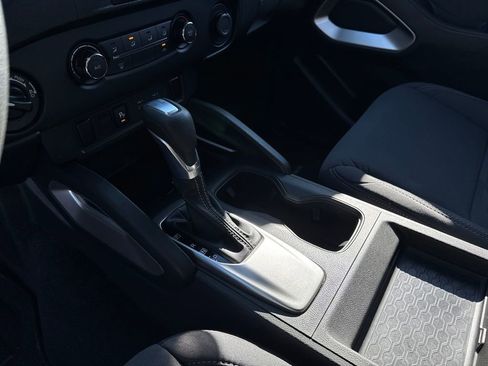 Used 2023 Nissan Frontier SV w/ Technology Package image 24