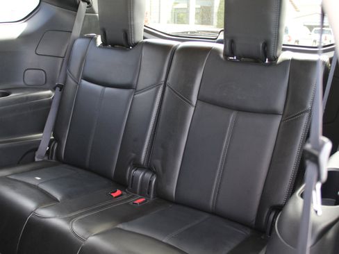 Used 2013 Nissan Pathfinder SL w/ Cargo Pkg AWD/4WD image 45