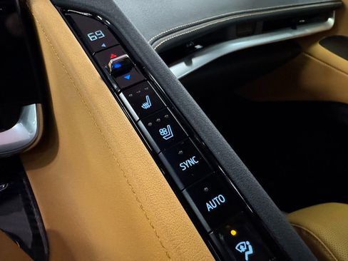 Used 2023 Chevrolet Corvette Stingray Preferred Cpe w/ 2LT image 41