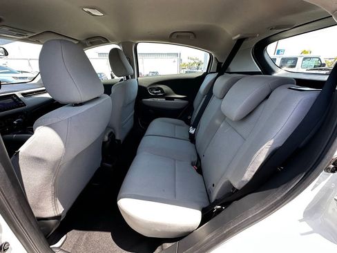 Used 2022 Honda HR-V LX image 21