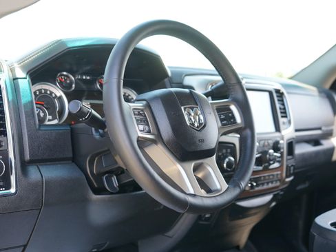 Used 2017 RAM 2500 Laramie AWD/4WD image 17