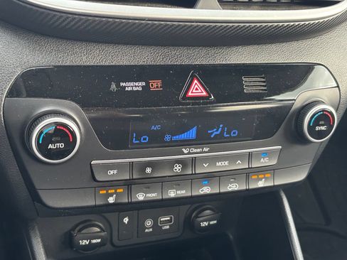 Used 2020 Hyundai Tucson Sport FWD image 9