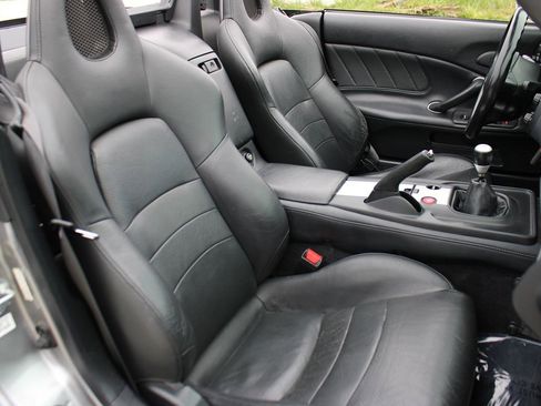 Used 2004 Honda S2000 image 26