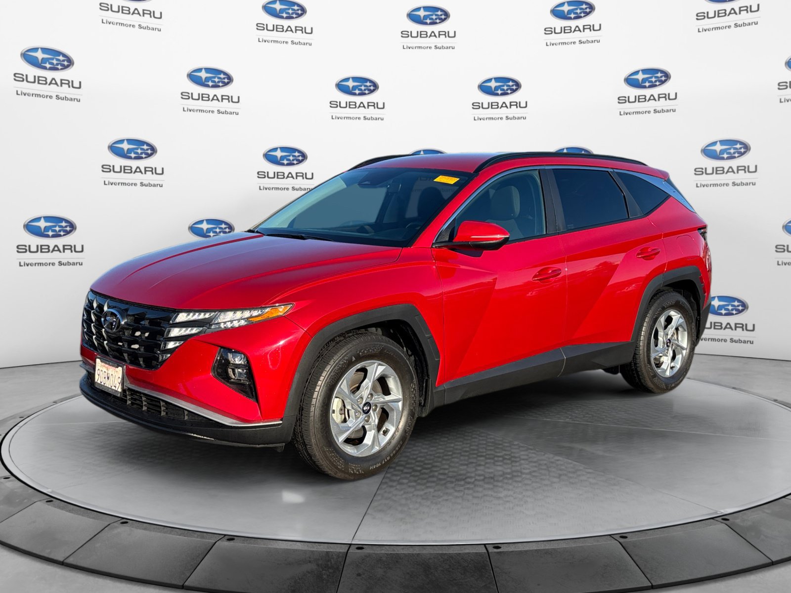 Used 2023 Hyundai Tucson SEL FWD image 2