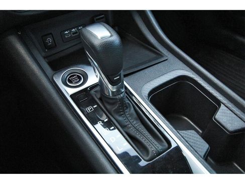 Used 2024 Nissan Sentra SV image 24