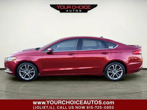Used 2017 Ford Fusion SE w/ Equipment Group 201A FWD image 9