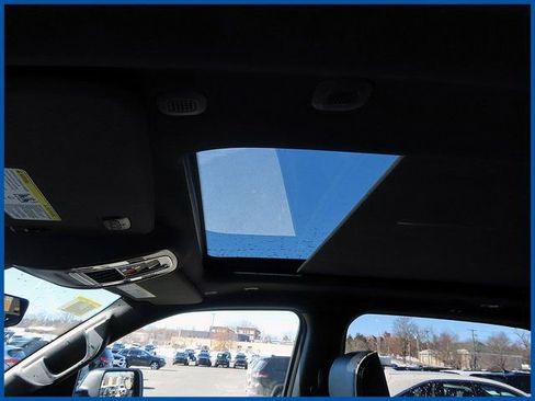 New 2026 RAM 1500 Laramie AWD/4WD image 16