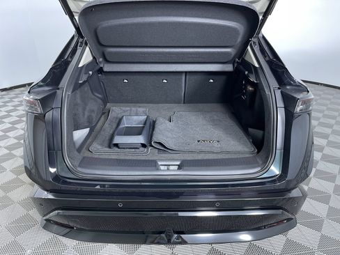 Used 2024 Nissan Ariya AWD image 25