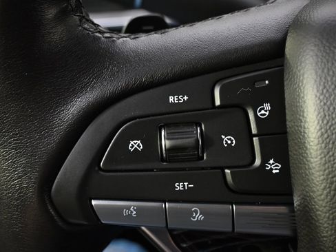 Used 2022 Cadillac Escalade Sport AWD/4WD image 37