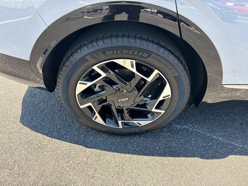 Used 2024 Kia Sportage SX FWD image 18