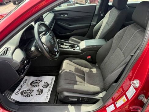 Used 2023 Honda Accord Sport image 13