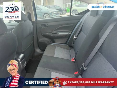 Used 2024 Nissan Versa SV FWD image 9