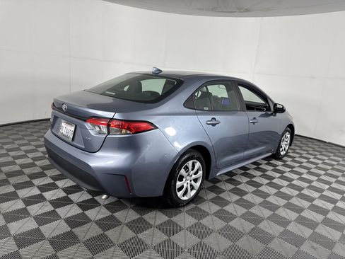 Used 2024 Toyota Corolla LE FWD image 4