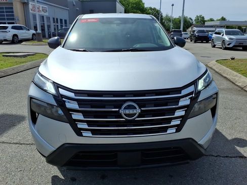 Certified 2025 Nissan Rogue S FWD image 19