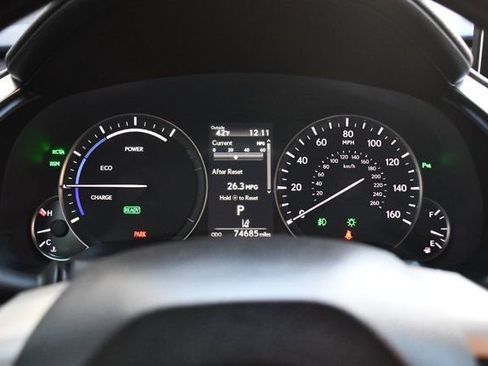 Used 2017 Lexus RX 450h AWD w/ Luxury Package image 19