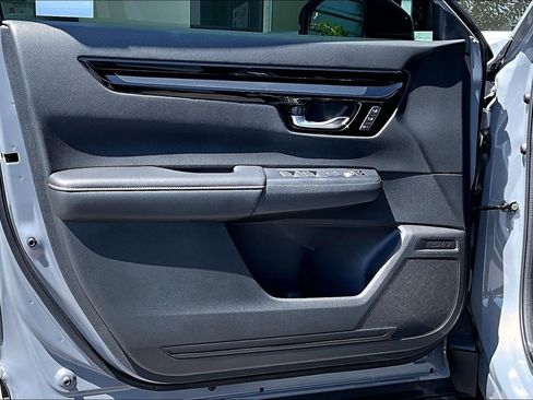 Used 2025 Honda CR-V Sport Touring image 23