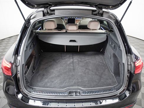 Certified 2026 Mercedes-Benz GLC 300 image 8