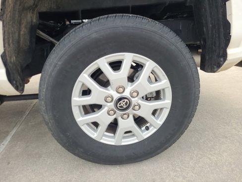 Used 2024 Toyota Tacoma SR5 image 24