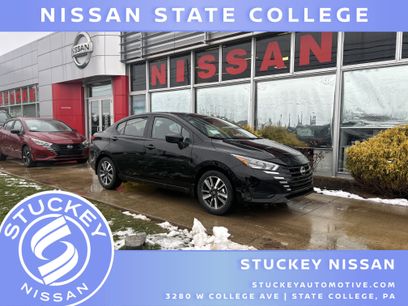 New 2025 Nissan Versa SV w/ Trunk Package