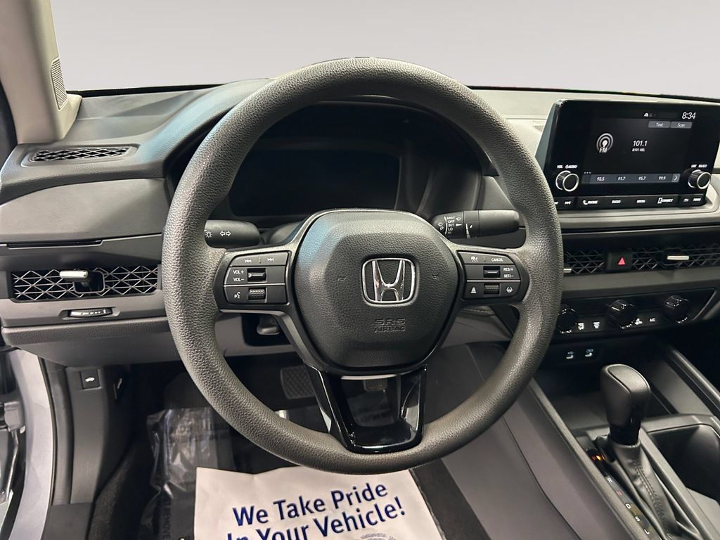 Used 2023 Honda Accord EX image 12