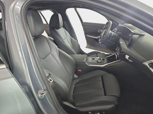 Used 2025 BMW 330i xDrive Sedan w/ Convenience Package image 10