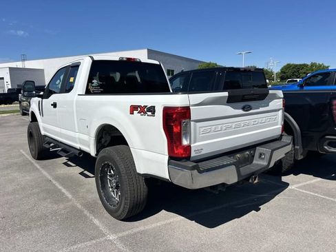 Used 2017 Ford F250 XL w/ Power Equipment Group AWD/4WD image 6