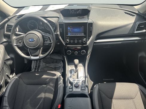 Used 2019 Subaru Forester Premium AWD/4WD image 21
