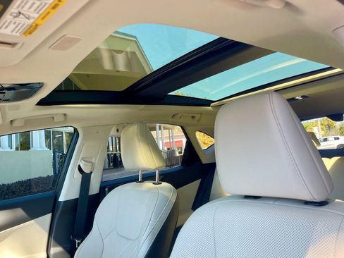 Used 2025 Lexus NX 350 AWD w/ Luxury Package image 17