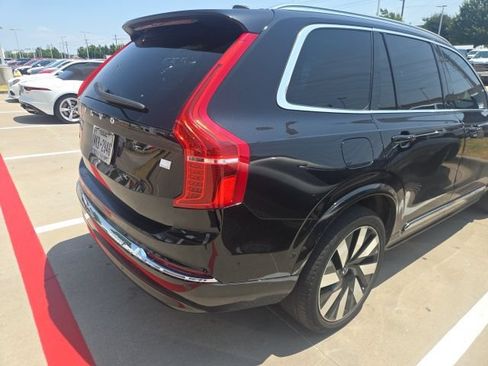 Used 2024 Volvo XC90 T8 Ultimate AWD/4WD image 4