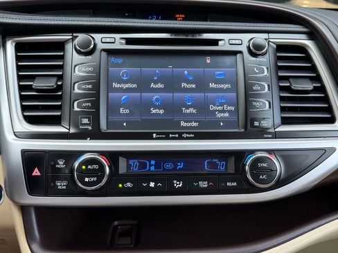 Used 2016 Toyota Highlander Limited Platinum AWD/4WD image 33