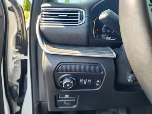 Used 2022 Jeep Wagoneer Series III image 26