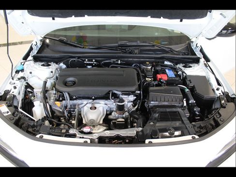 Certified 2025 Honda Civic Sport image 30