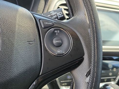 Used 2017 Honda HR-V EX image 27