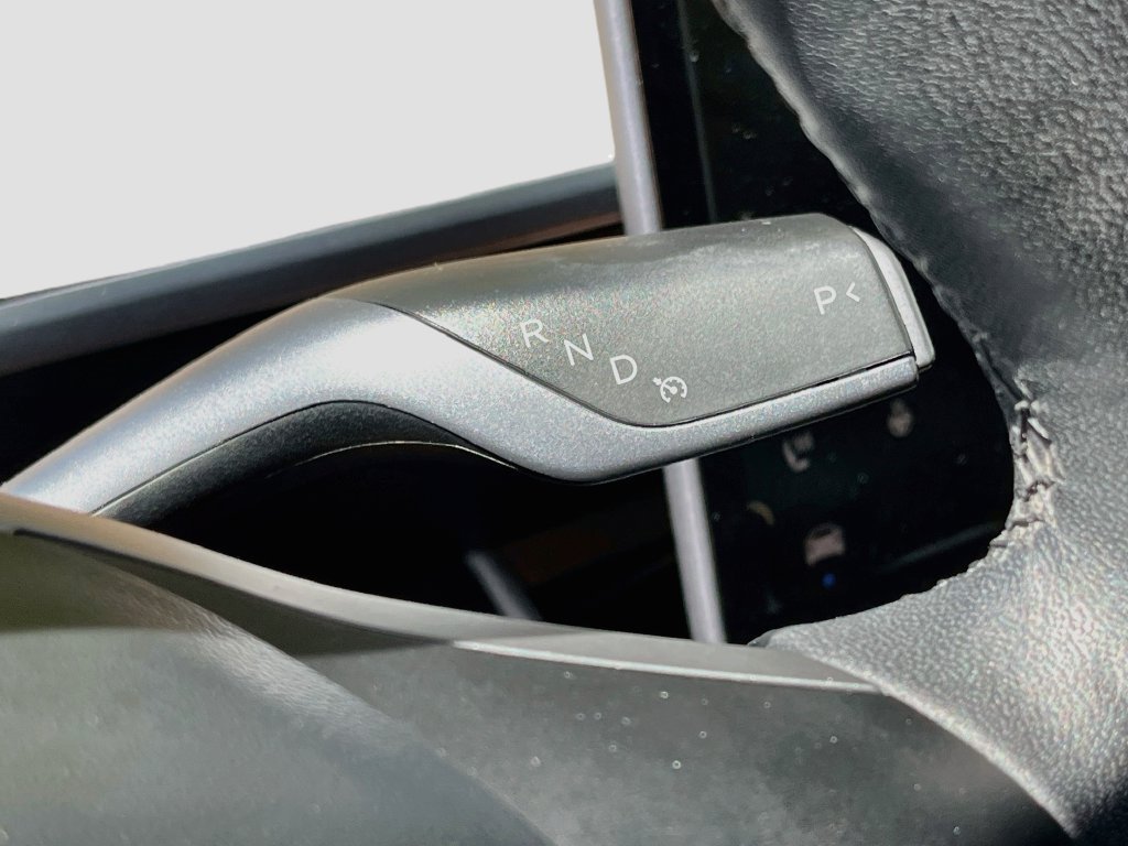 Used 2021 Tesla Model Y 2WD image 16