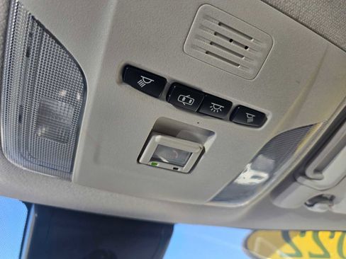 Used 2022 Toyota Corolla LE image 33