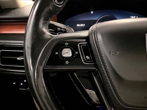 Used 2020 Lincoln Aviator Reserve w/ Equipment Group 202A image 17