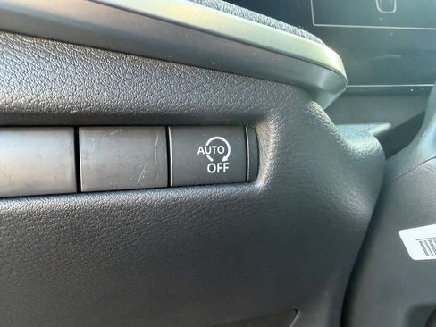 New 2026 Nissan Kicks SV FWD image 19