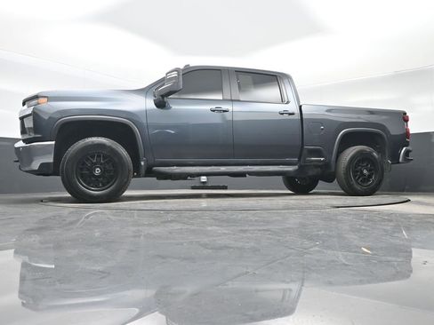 Used 2020 Chevrolet Silverado 2500 LT w/ All Star Edition image 27