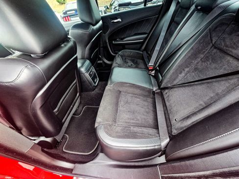 Used 2023 Dodge Charger Scat Pack w/ Dynamics Package image 28