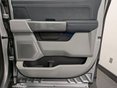 Used 2022 Ford F150 Limited image 25