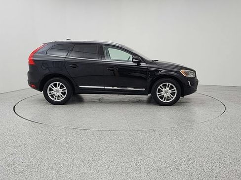 Used 2015 Volvo XC60 T5 Platinum w/ Protection Package AWD/4WD image 4
