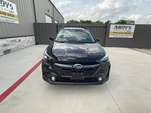 Used 2025 Subaru Outback Premium AWD/4WD image 6