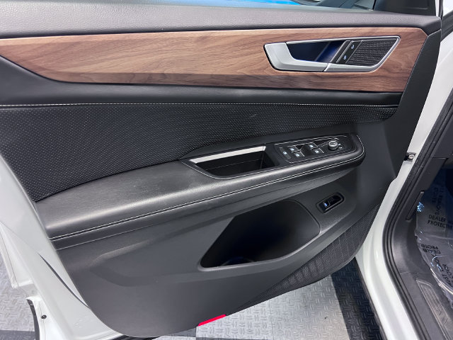 Certified 2024 Volkswagen Atlas SE FWD image 8