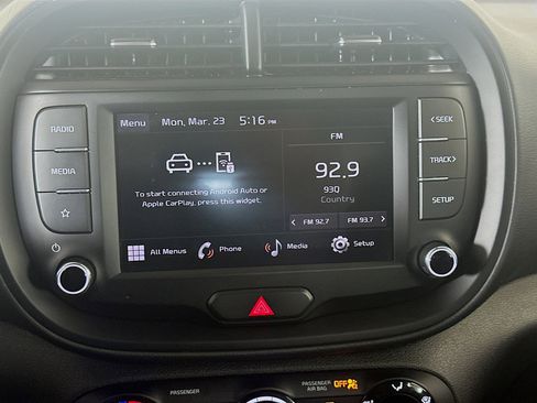 Used 2025 Kia Soul LX w/ LX Technology Package image 21