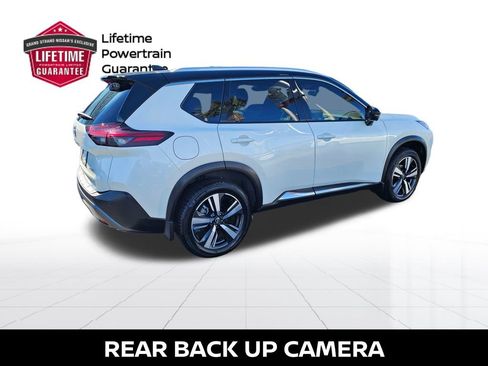 Used 2023 Nissan Rogue SL image 9