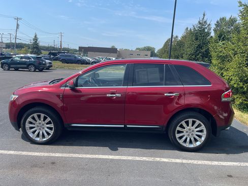 Used 2013 Lincoln MKX AWD image 8
