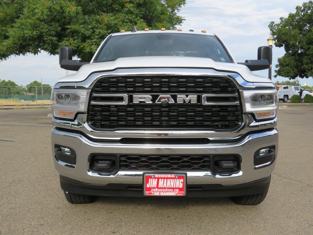 New 2022 RAM 3500 SLT w/ Quick Order Package 2YG SLT AWD/4WD image 8