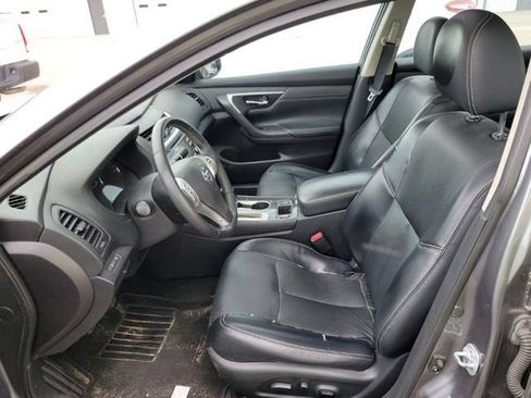 Used 2017 Nissan Altima 2.5 SL w/ Moonroof Package FWD image 11